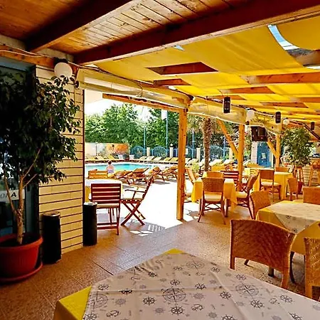 Bora Bora Hotel Sveti Vlas